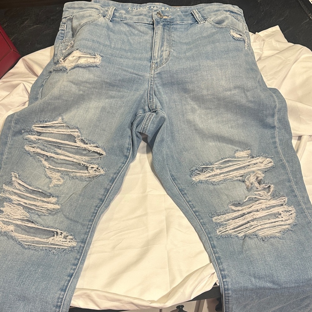 American Eagle Outfitters Light Blue Distressed Jeans